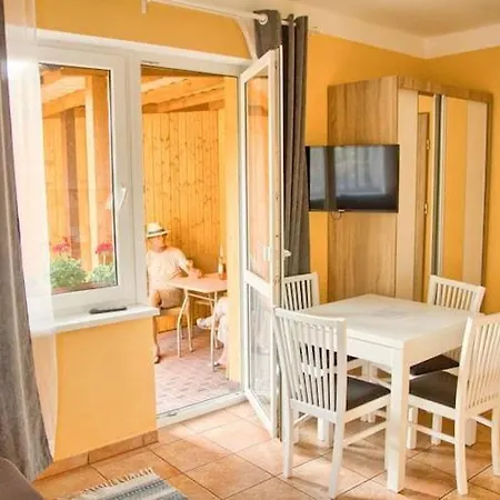 For 4 People, Appartamento