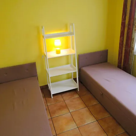 For 4 People, Appartamento *